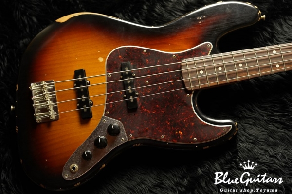 Road Worn 60s Jazz Bass - 3-Color Sunburst