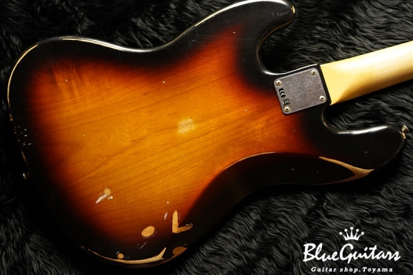 Road Worn 60s Jazz Bass - 3-Color Sunburst