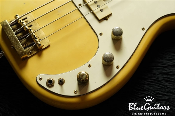 1982年製 Precision Bass Special