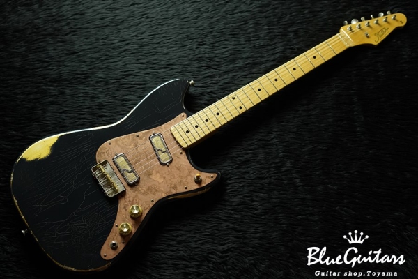 IRIS #054 - Navy over Gold