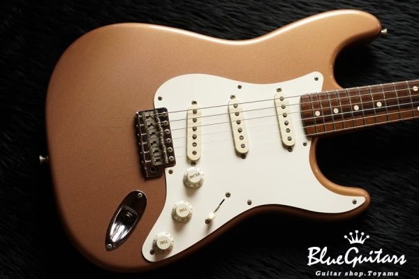 Master Grade 1961 Stratocaster - Burgundy Mist / Matching Head