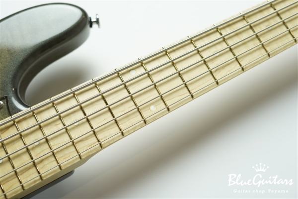 MJ Five-Premium/MG AC - GM-B