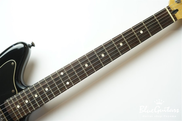 Blacktop Jaguar HH - Black