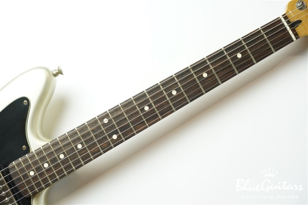 Blacktop Jaguar HH - Silver