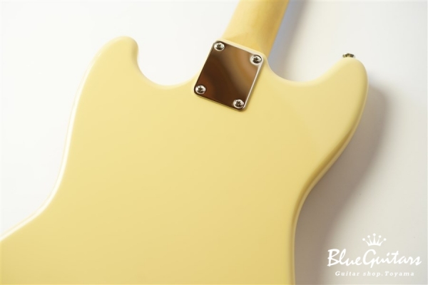 MADE IN JAPAN HYBRID MUSTANG BASS - Vintage White