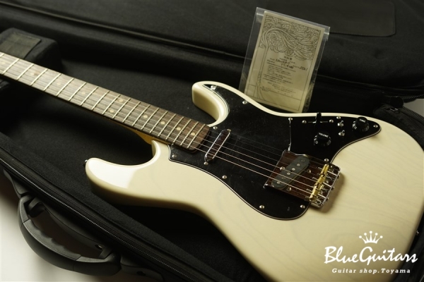 NEWOLD-T TT ASH/R #0021 - White Blonde