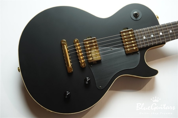 OMEGA - Matte Black