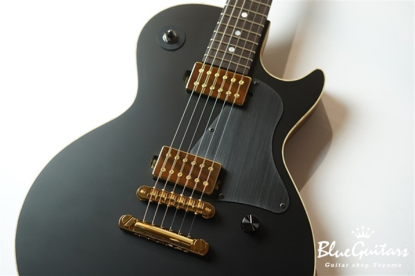 OMEGA - Matte Black