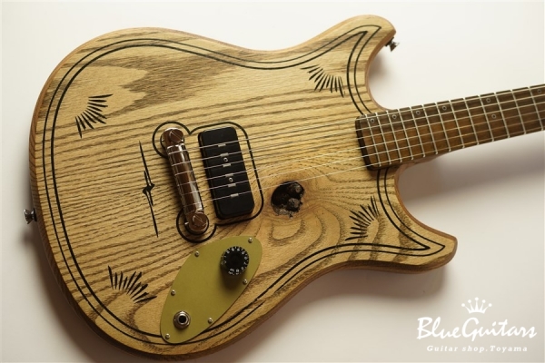 Magic 13 Guitar - Oak/Deity/No eye