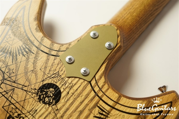 Magic 13 Guitar - Oak/Deity/No eye