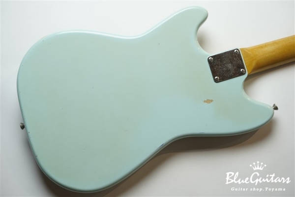 IRIS #065 - Sonic Blue over Lake Placid Blue