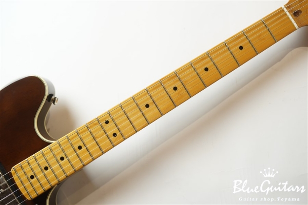 Classic Vibe Starcaster - Walnut
