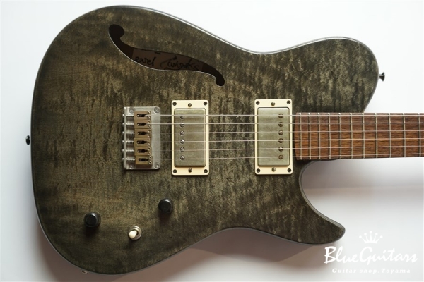 Cirrus Easel - Suiboku