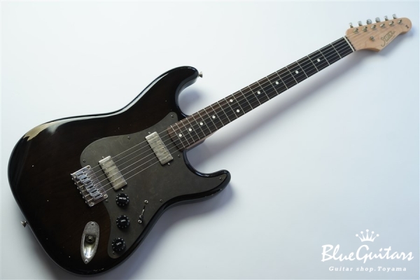 Model S. #045 Light Aged - See through Black Burst with Black