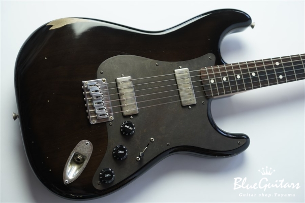 Model S. #045 Light Aged - See through Black Burst with Black