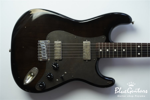 Model S. #045 Light Aged - See through Black Burst with Black