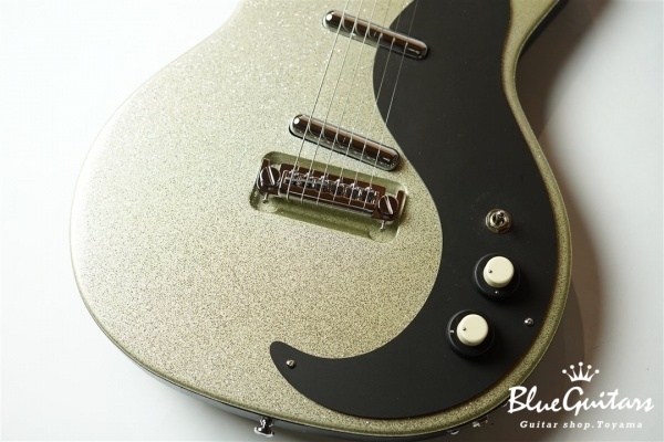 59 M NOS+ METAL FLAKE - Silver