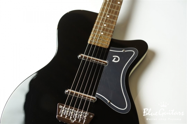 JADE 57 - Limo Black