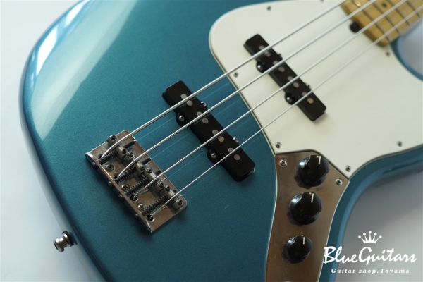 American Standard Jazz Bass - Aquamarine Metallic
