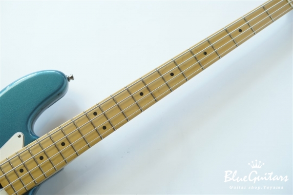 American Standard Jazz Bass - Aquamarine Metallic
