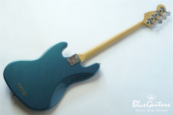 American Standard Jazz Bass - Aquamarine Metallic