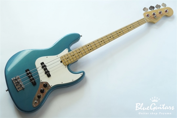 American Standard Jazz Bass - Aquamarine Metallic