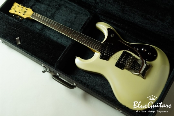 Super Custom 65 - Pearl White
