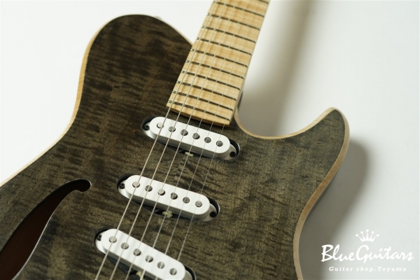 Cirrus Easel - ichika Specs -