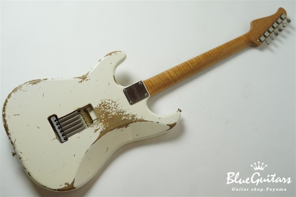 XSC-2 - Olympic White/Heavy Aged/Alder/Roasted Flame Maple Neck