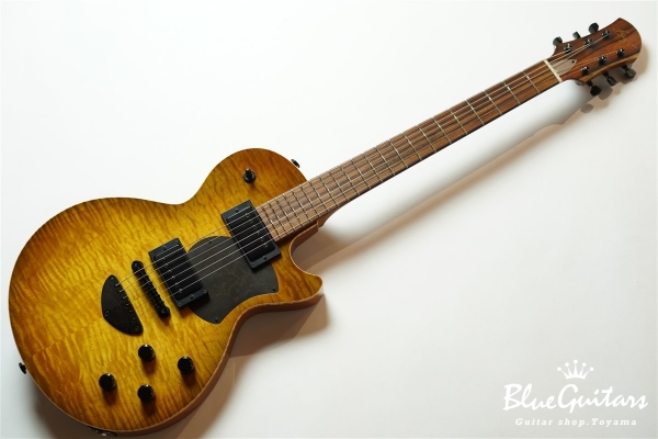 Grain – Curly Maple TOP/Madagascar Rosewood FB/Sunburst