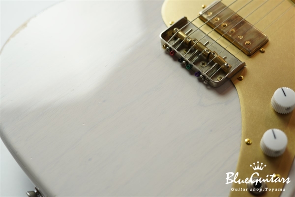 IRIS Standard #097 - White Blonde with Brass