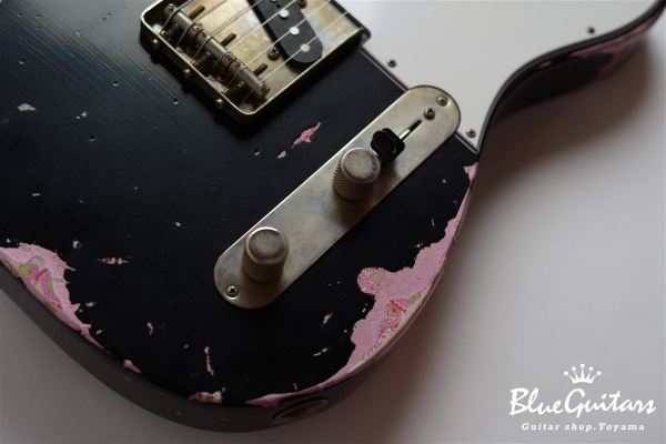 XTC-1 Black over Pink Paisley Heavy Aged Alder RM-RM #2051