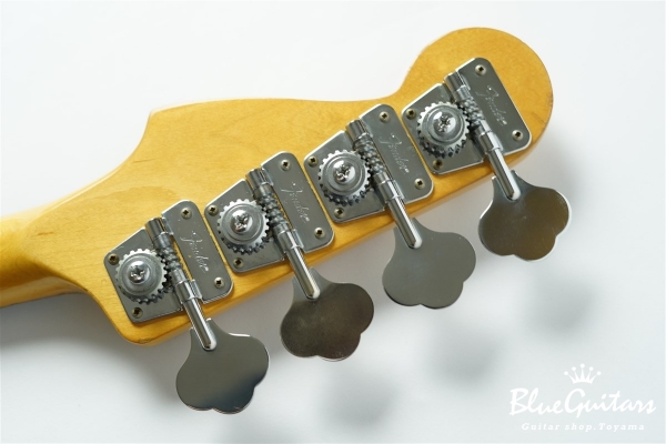 1981 Precision Bass - Natural