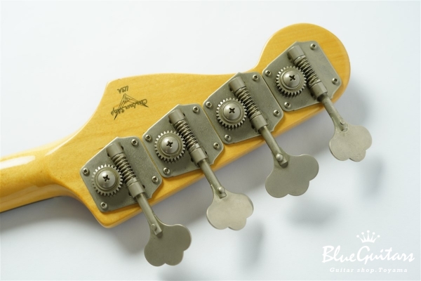 1962 Jazz Bass - Candy Apple Red / Matching Head