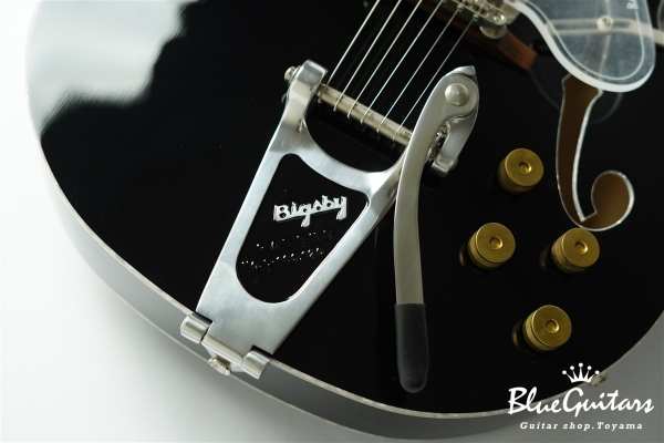 Batavia - Black
