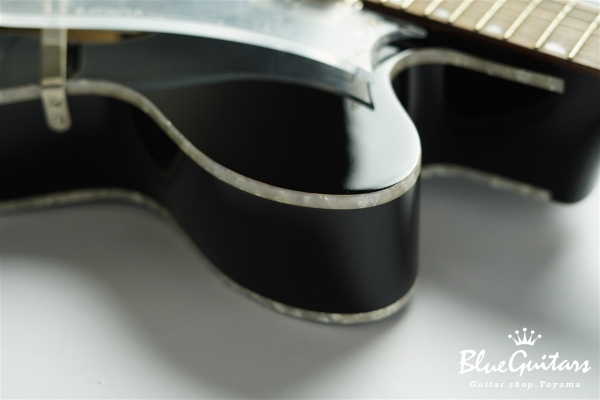 Batavia - Black