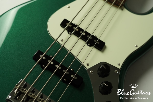 Made in Japan Hybrid 60s Jazz Bass V - Sherwood Green Metallic