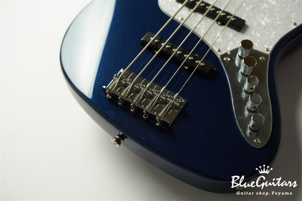 WJB5-580/R-Act - Dark Lake Placid Blue