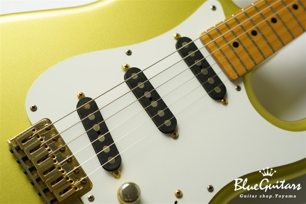 2002年製 TRAD-ST - Gold