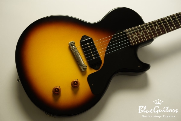 Gibson Custom Shop Historic Collection 1957 Les Paul Junior Single Cut VOS  - Vintage Sunburst | Blue Guitars Online Store