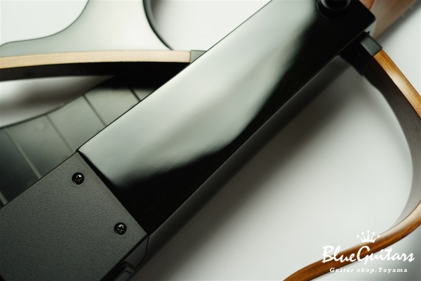 SLG200S - Translucent Black