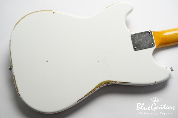 IRIS #134 - Olympic White Over Gold