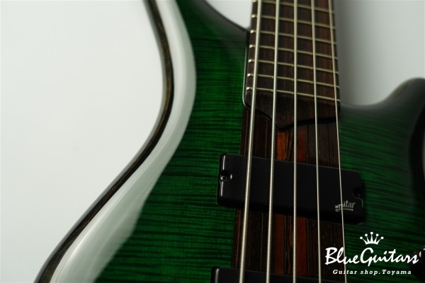 Comodous 5st Custom