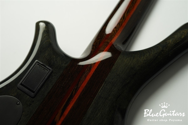 Comodous 5st Custom