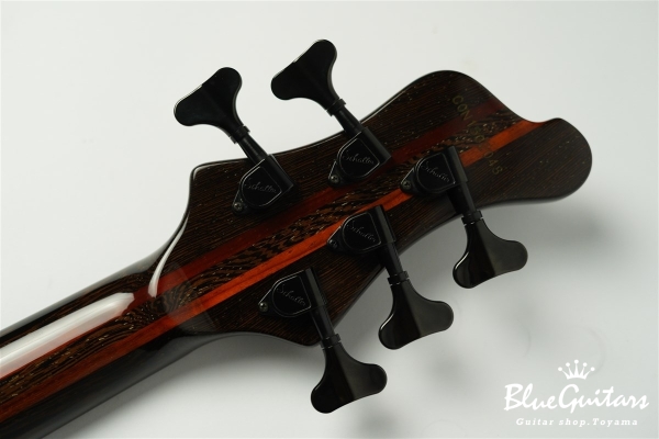 Comodous 5st Custom