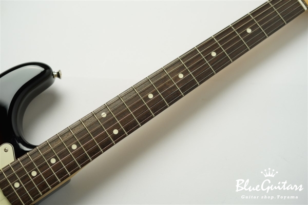 Made in Japan Traditional 60s Stratocaster - 3 Color Sunburst