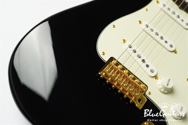 FSR MIJ Traditional 60s Stratocaster Matching Head with Gold Hardware/Black