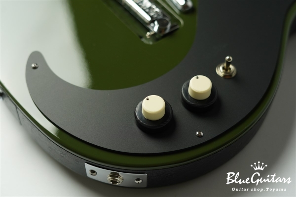 BLACKOUT 59 - Green Envy