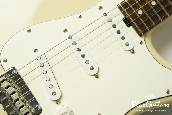 Metroline R1 Classic - Olympic White