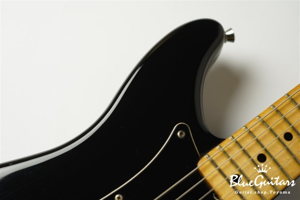 1980年製 LEAD I - Black